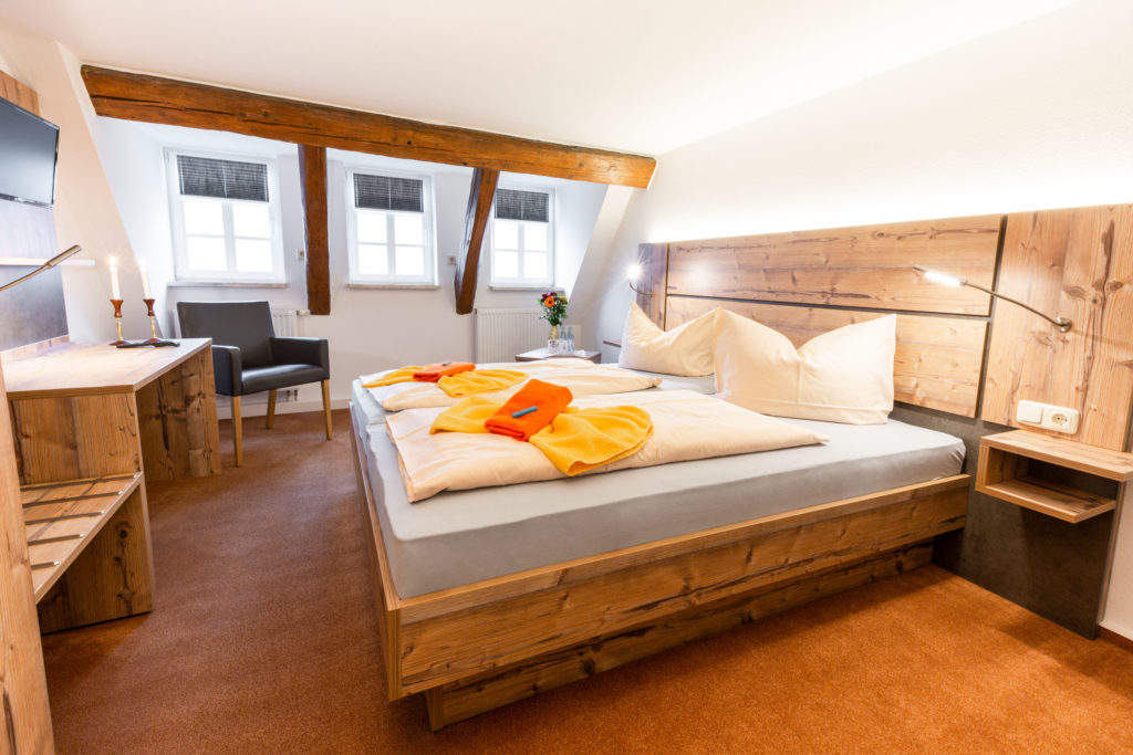 Urlaub mit der Familie in mitten der Natur im Hotel Seiffen, dem Waldgasthof Bad Einsiedel